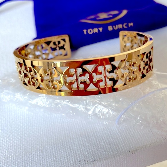 BNWT GORGEOUS GOLD CUT OUT LOGO TORI BURCH CUFF BRACELET. - Picture 3 of 7